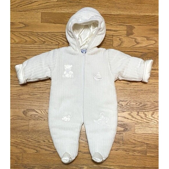 Vintage Carriage Boutiques One Piece Hooded Footed Acrylic Sleeper Romper 12 Mon